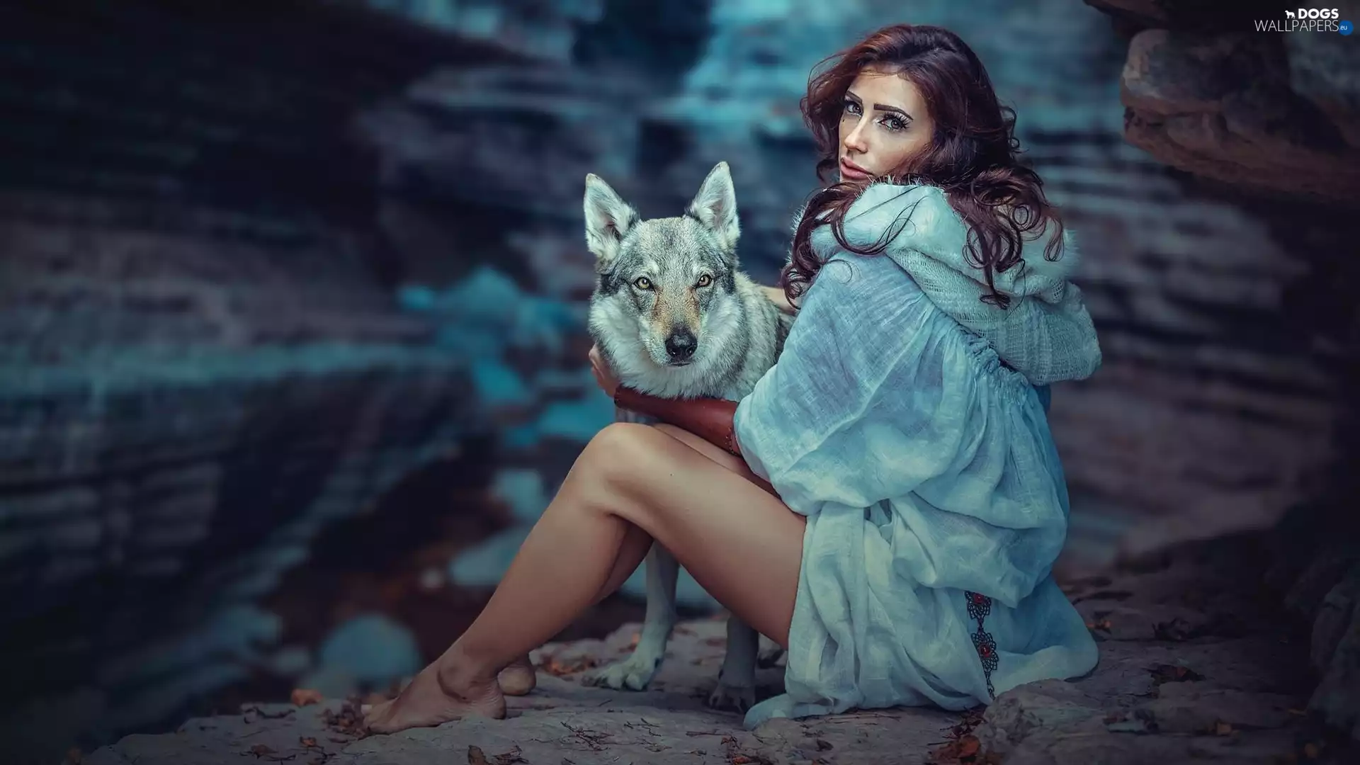 Czechoslovakian Wolfdog, Women, dog